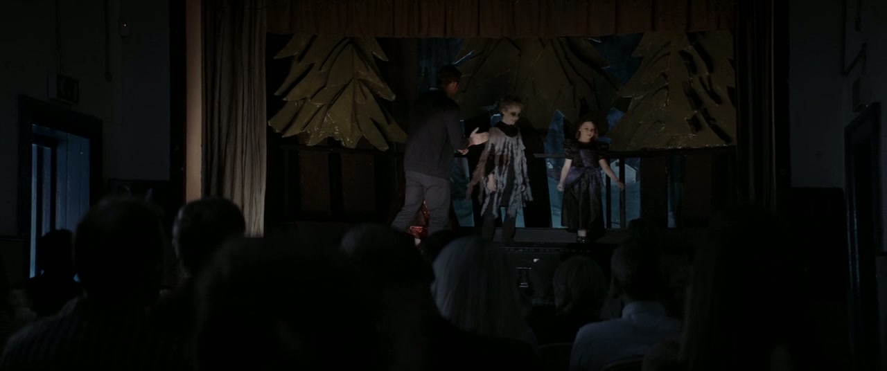 The Hole in the Ground Screenshot
