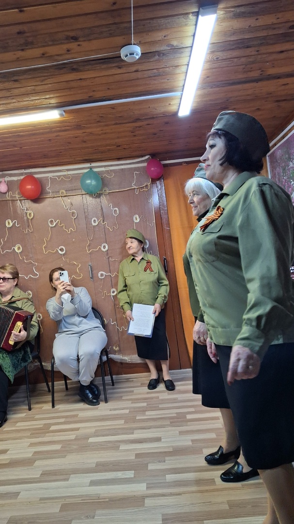 9-SASm-QFPRk.jpg