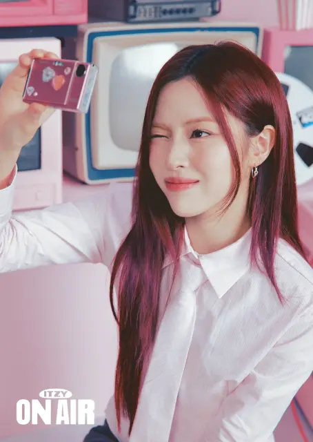ryu jin itzy 1391145