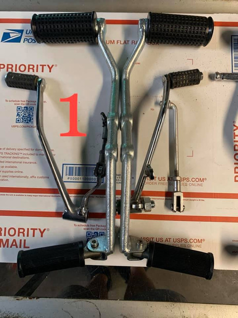 Foot-controls-Mark-E