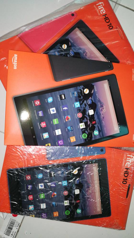Fire HD 10.jpg