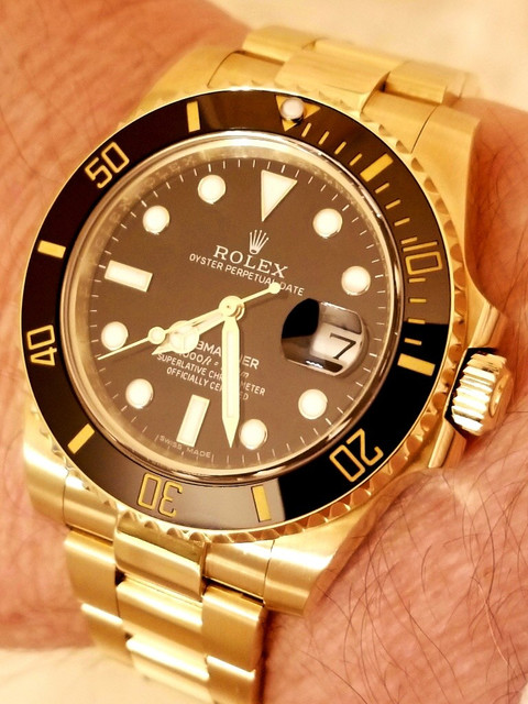 15784470120810