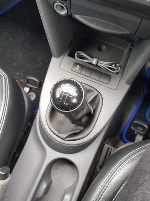 Gear Stick Before.jpg