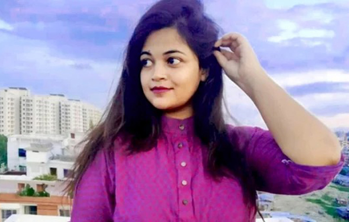 রহস্যময় ৮ মিনিটেই শেষ বিশ্ববিদ্যালয় শিক্ষার্থীর জীবন
