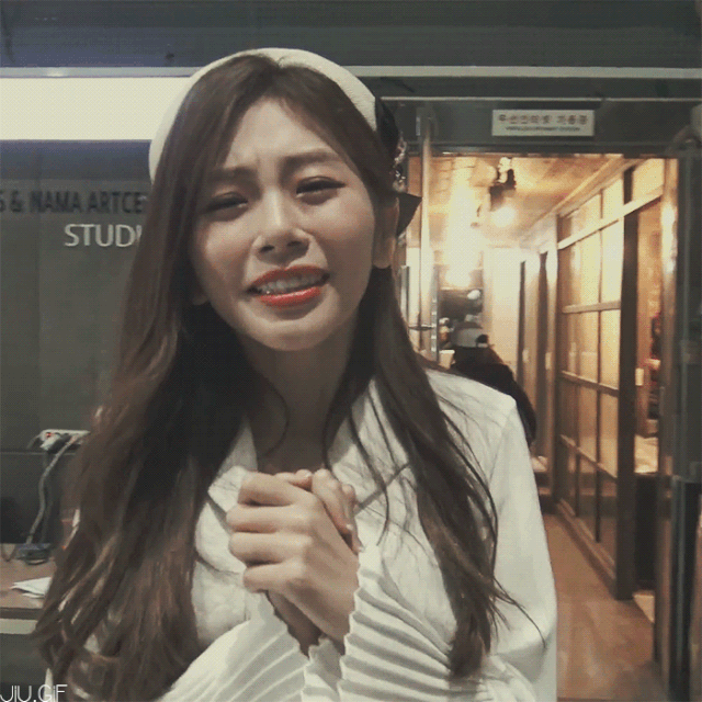 Untitled-36.gif