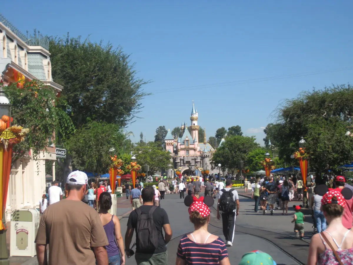 Disneyland Guests Receive Free Cash Credit Until 2027