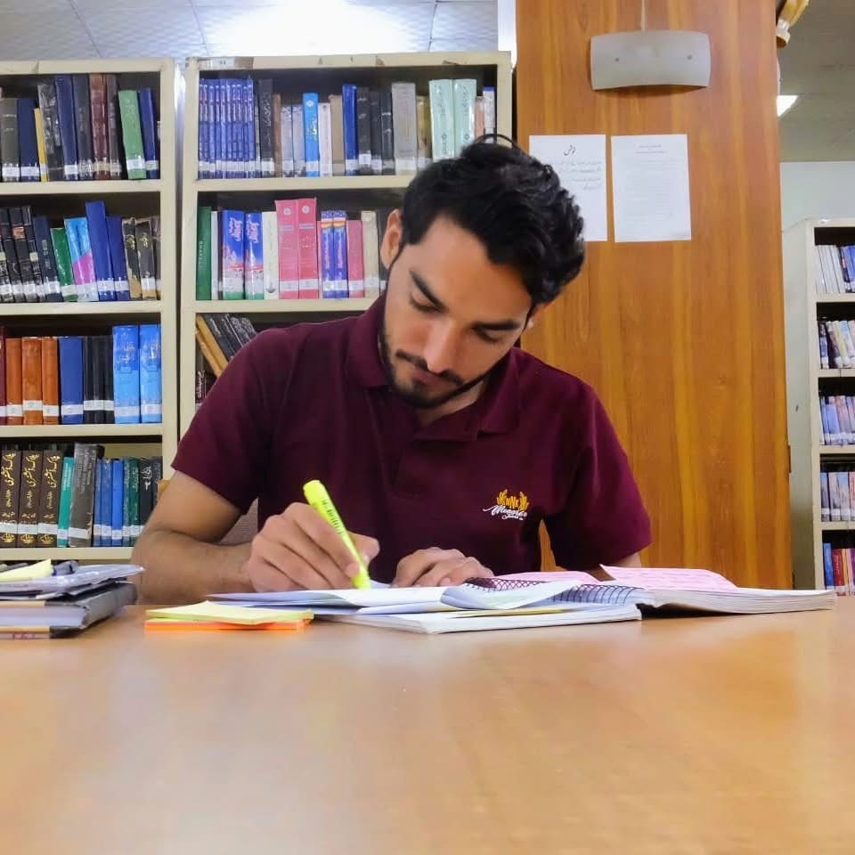 Muhammad Mubasir Khan - Science tutor