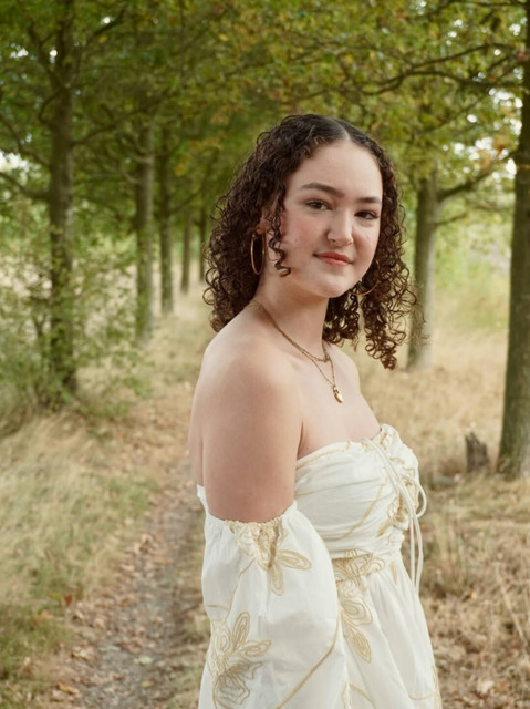 Anouk.jpg