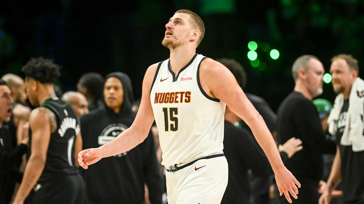 Nuggets' Future Hinges on Jokić's Contract Decision