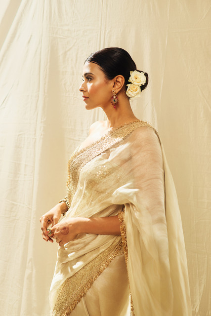 Hebah Patel (5).jpg