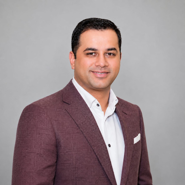 Mr. Vishal Shringi