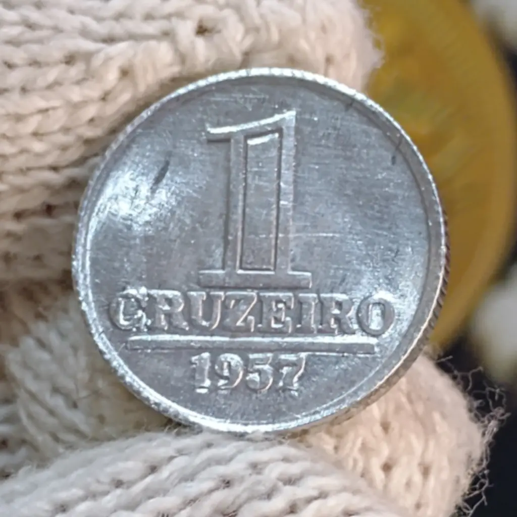Moeda 1 Cruzeiro 1957 MBC+ Alumínio 23mm Código KM# 570