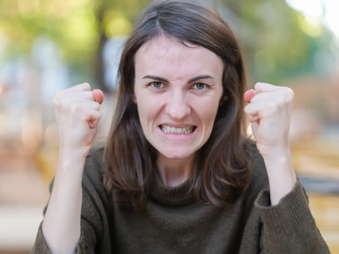 Ieșean agresat de prieten după o noapte de chef: victima se teme să iasă din casă!