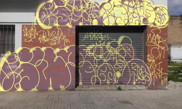 Graffiti artwork by Sumoe
