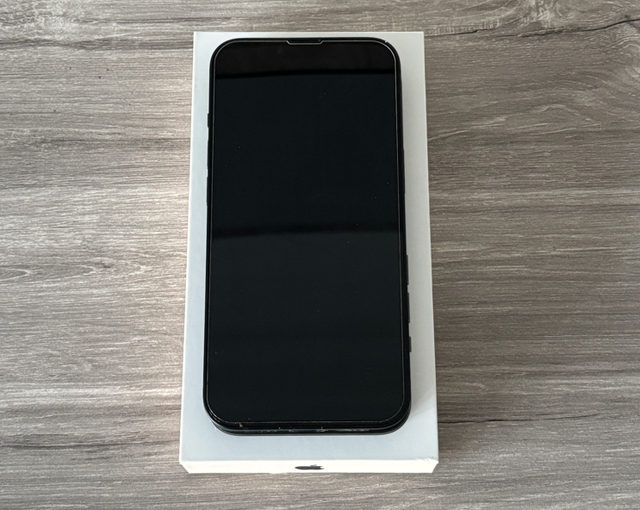 iphone-14-front