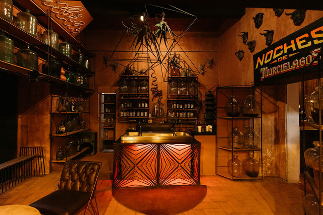 Interior de CAVA MMM