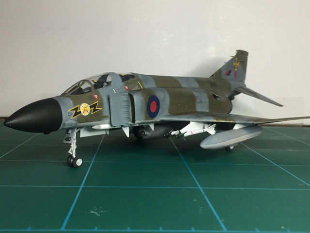 Monogram Phantom 118.jpg