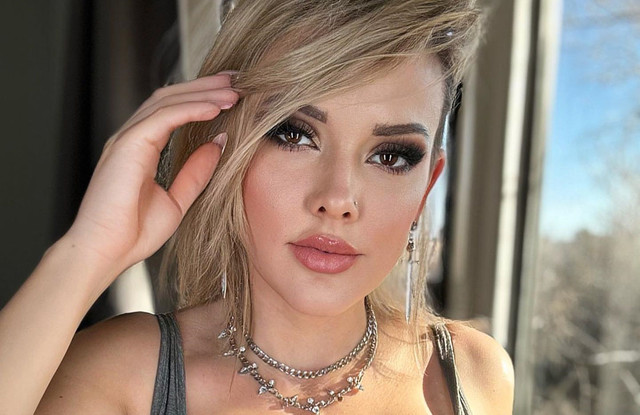 Darshelle-Stevens-6.jpg
