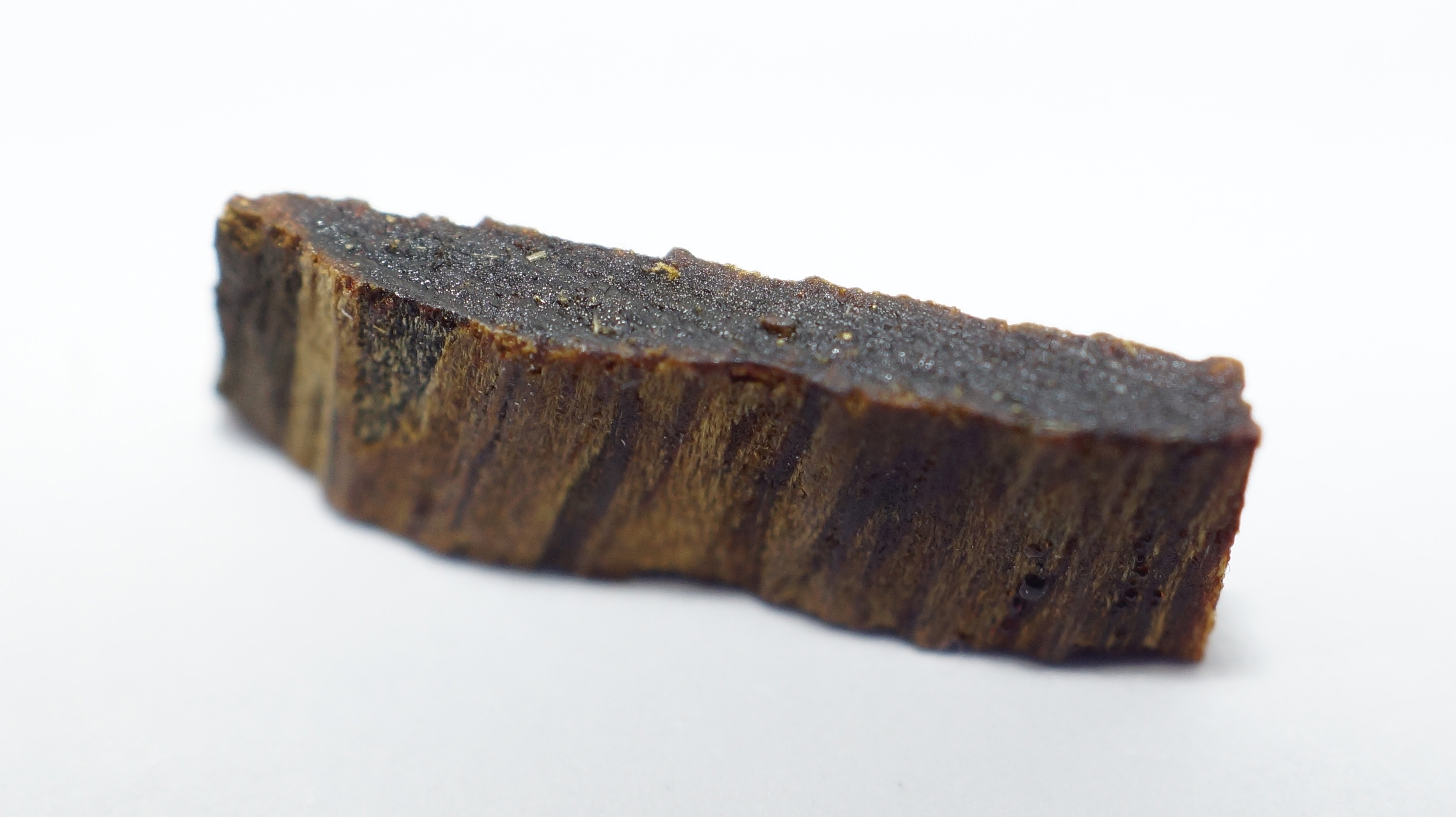 [Ouddict.com] Oud Wood