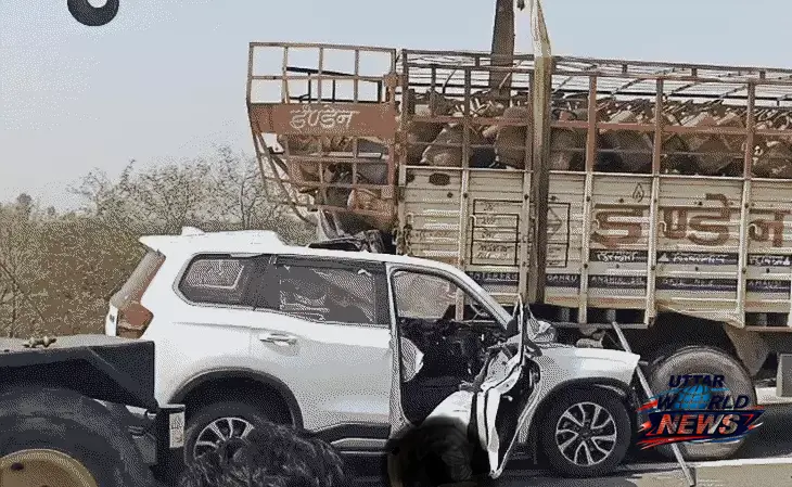 बांदा: बुंदेलखंड एक्सप्रेस-वे पर XUV और DCM में भीषण टक्कर, हादसे में कई मौतें