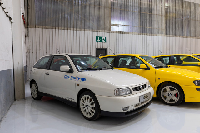 SEAT HISTORICOS 056