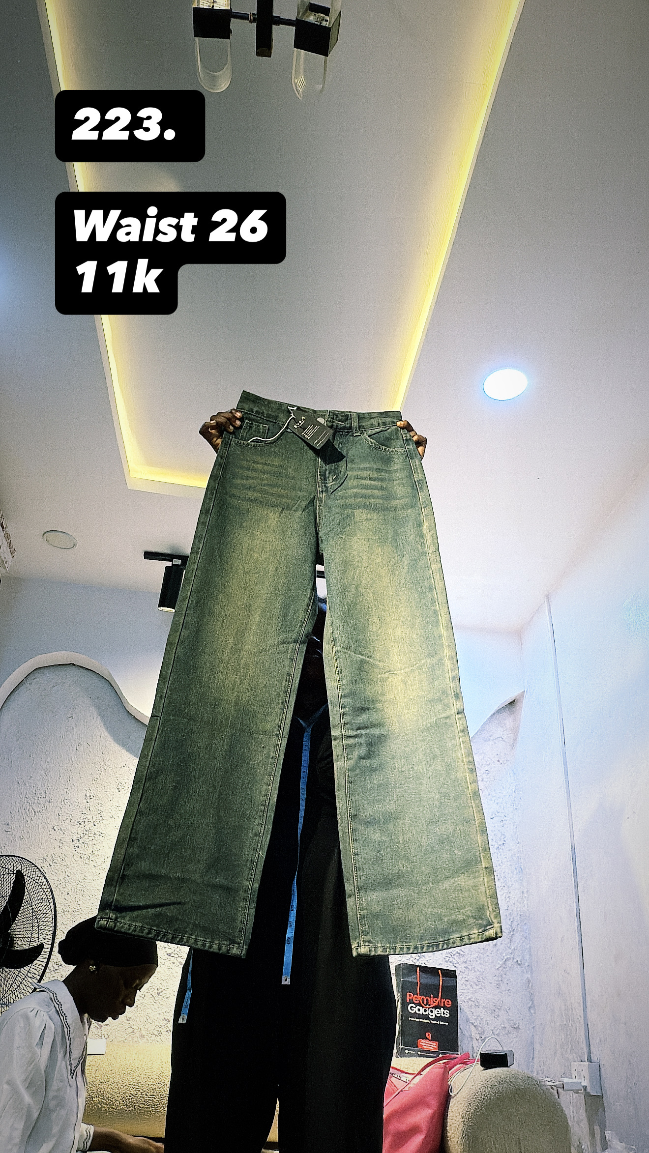 Waist 26