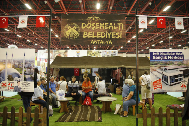 DEMEALTI-NIN-KIL-ADIRI-STANDINDA-RENKL-GRNTLER