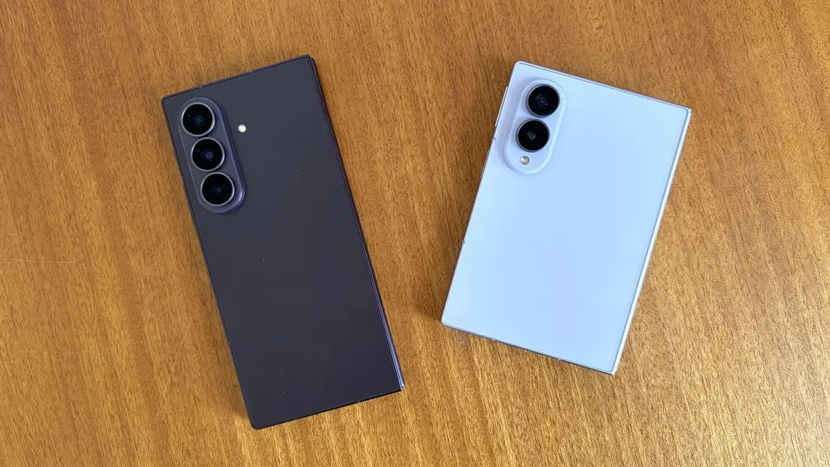 Samsung Galaxy Z Fold 8 Ultra vs Galaxy Z Fold 8: Right Foldable for You?
