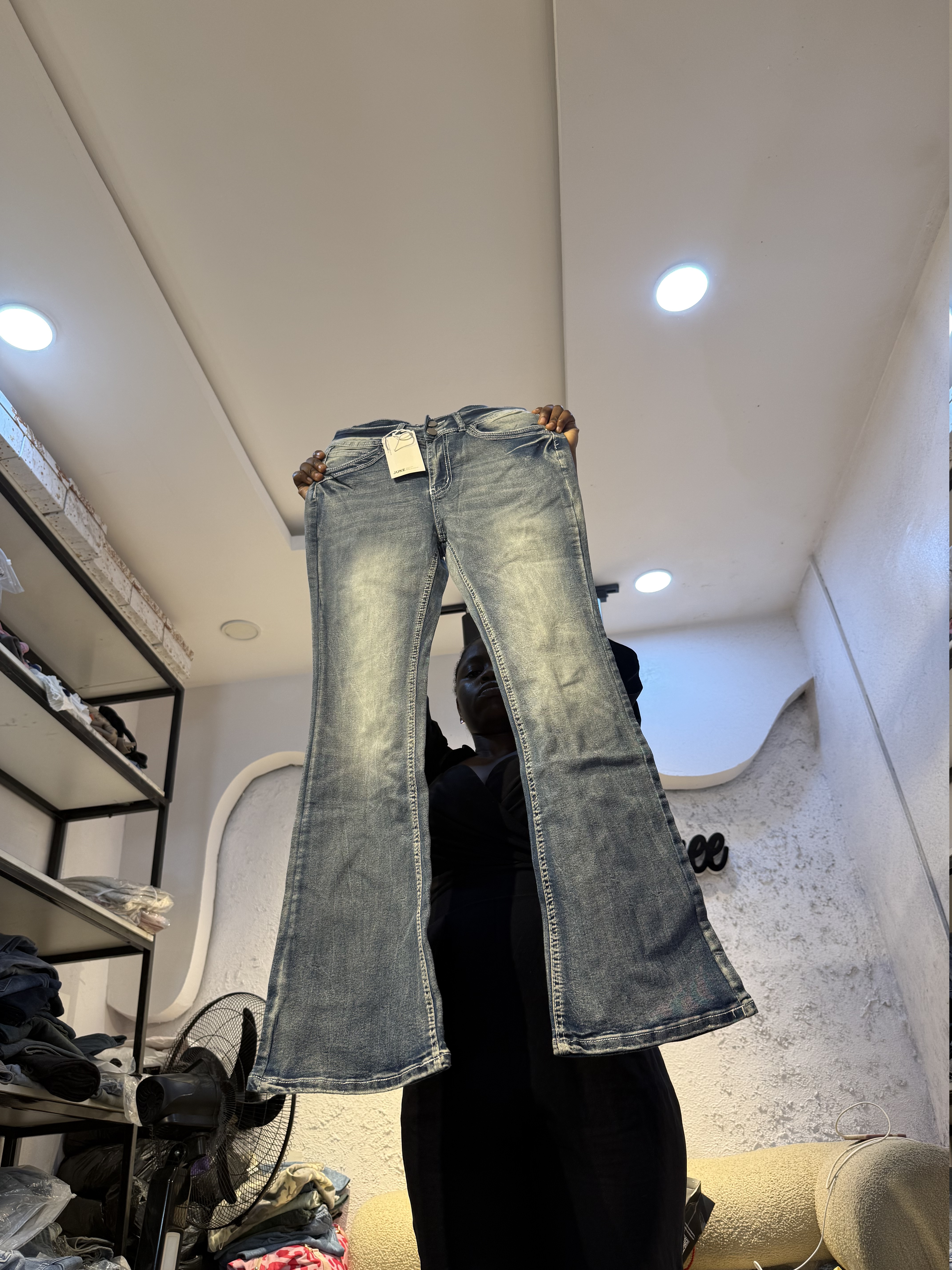 Waist 28
