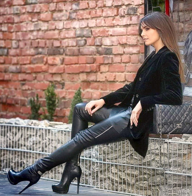 Legins1542-LEDER-FEMDOM1