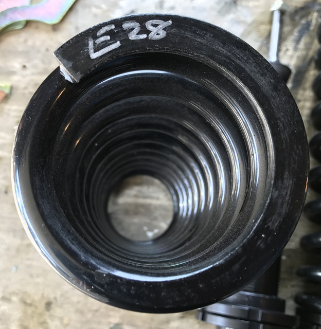 Rear Spring Markings - E28