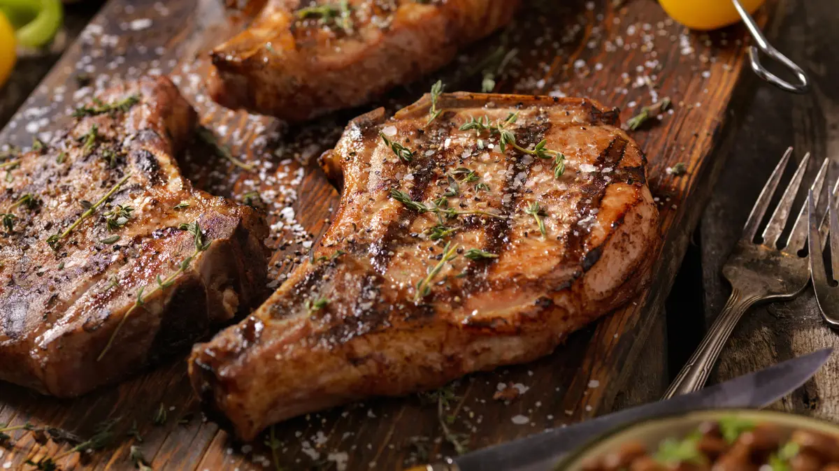 Discover the Perfect Fruit to Complement Your Pork Chops
