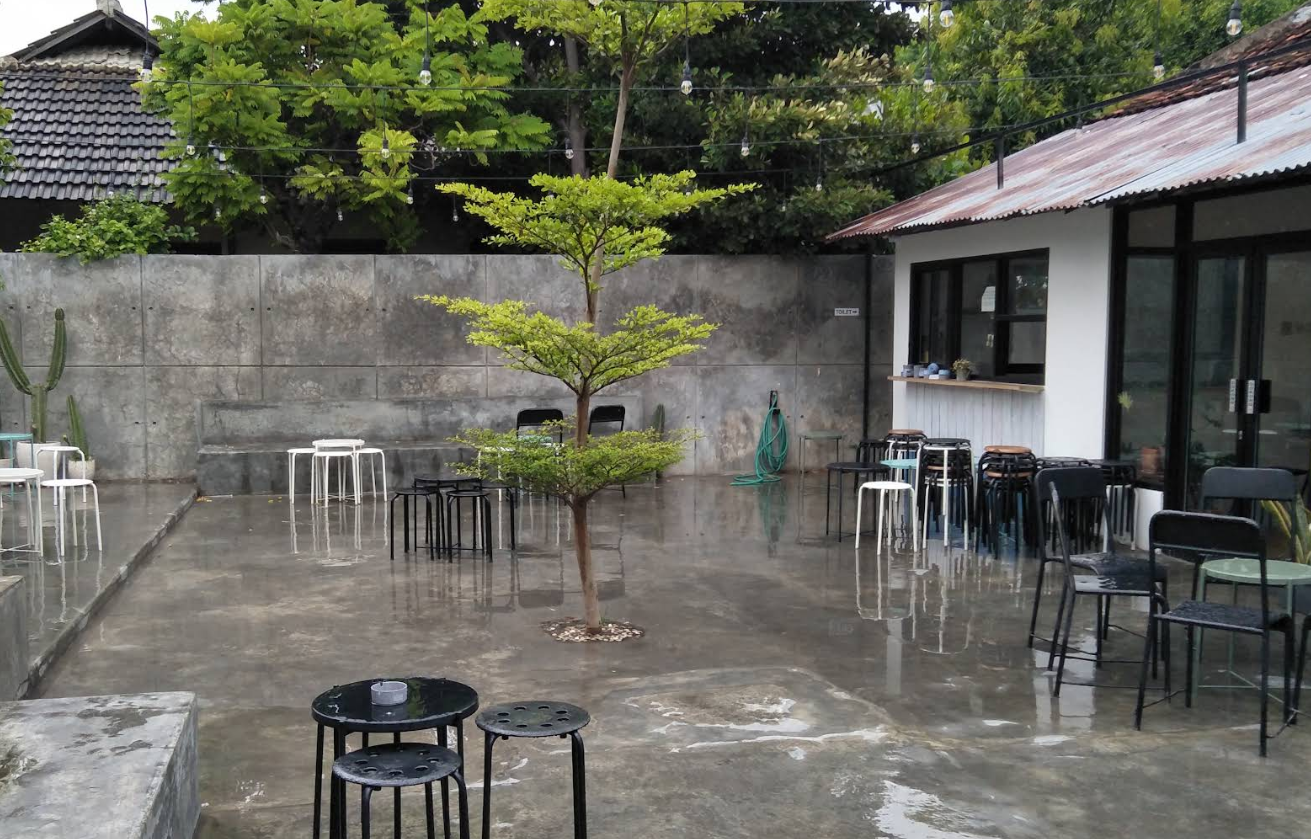 Konco Dolan Coffee Shop