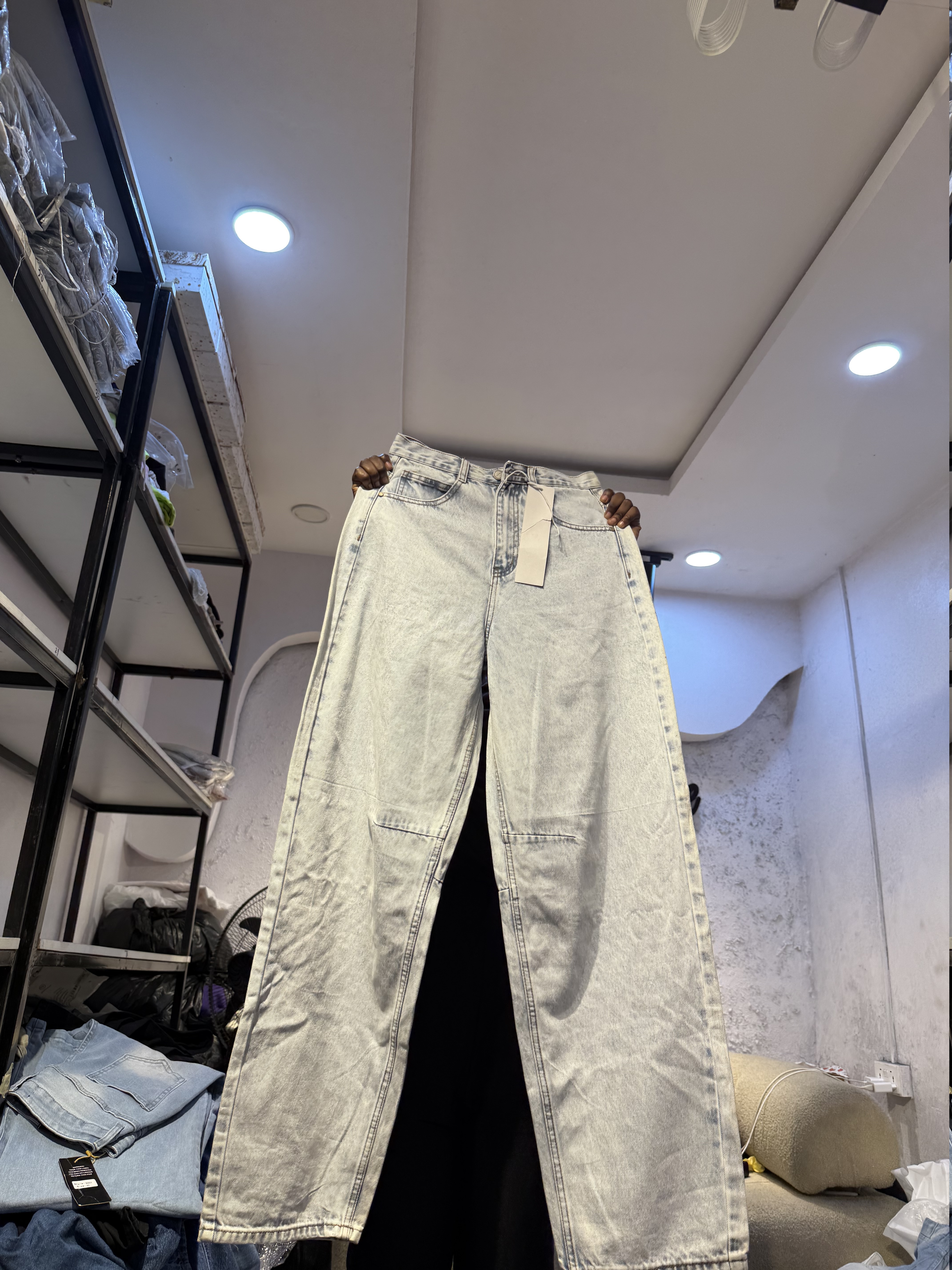 Waist 30