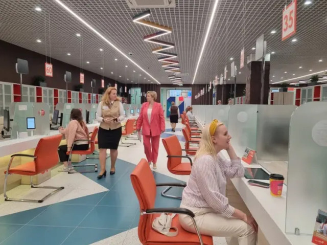 трц калейдоскоп ул сходненская 1 этаж магазины. бц калейдоскоп метро сходненская. мфц сходненская калейдоскоп. мфц сходненская калейдоскоп. флагманский мфц сзао.