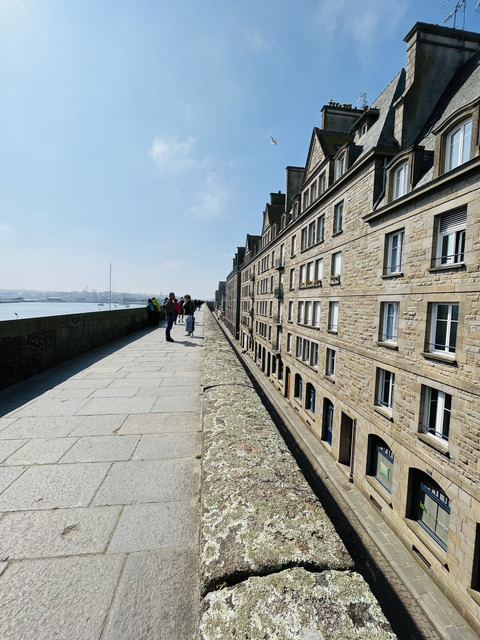 IMG-E5925