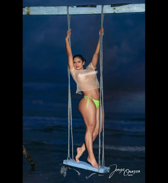 NIA-MONTOYA-10