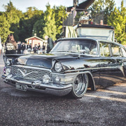 Заниженная Чайка: впечатляющий тюнинг лимузина ГАЗ.