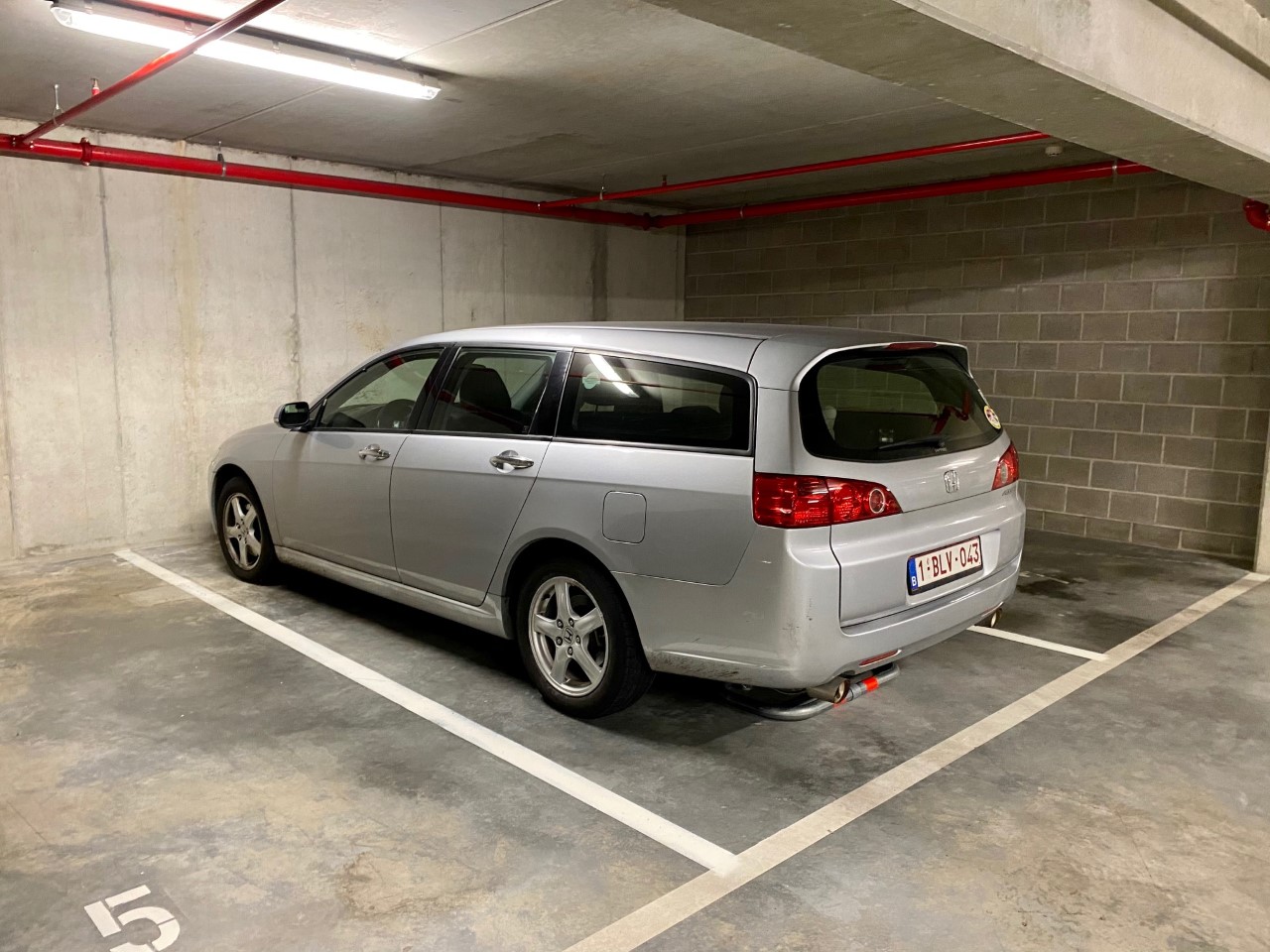 spot143.jpg