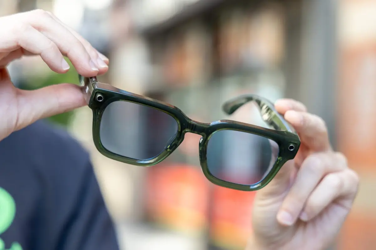 Smart Glasses Still Raise Privacy Concerns