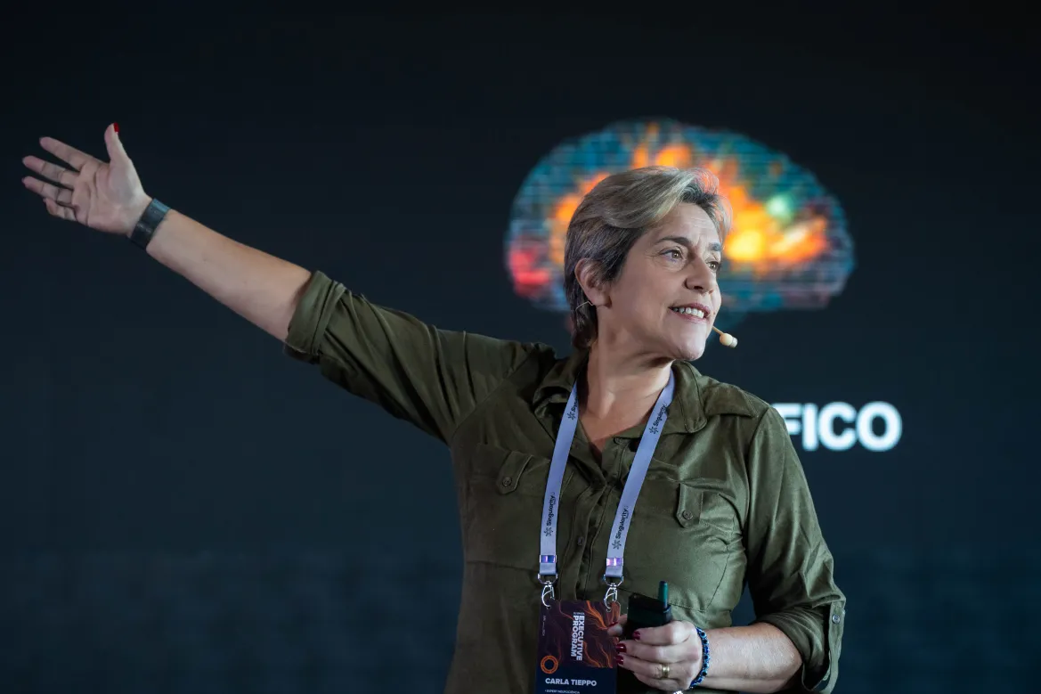 Prof.ª Dra. Carla Tieppo