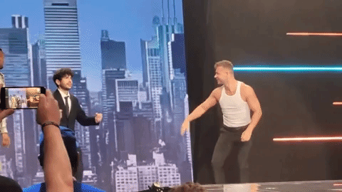 [Image: giphy.gif]