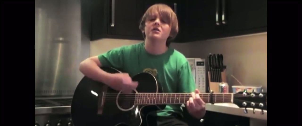 Lewis Capaldi: How I'm Feeling Now Screenshot