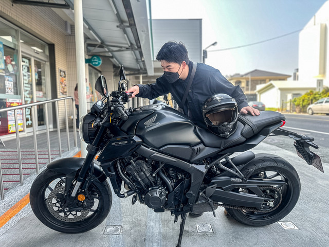 CB650-R-1