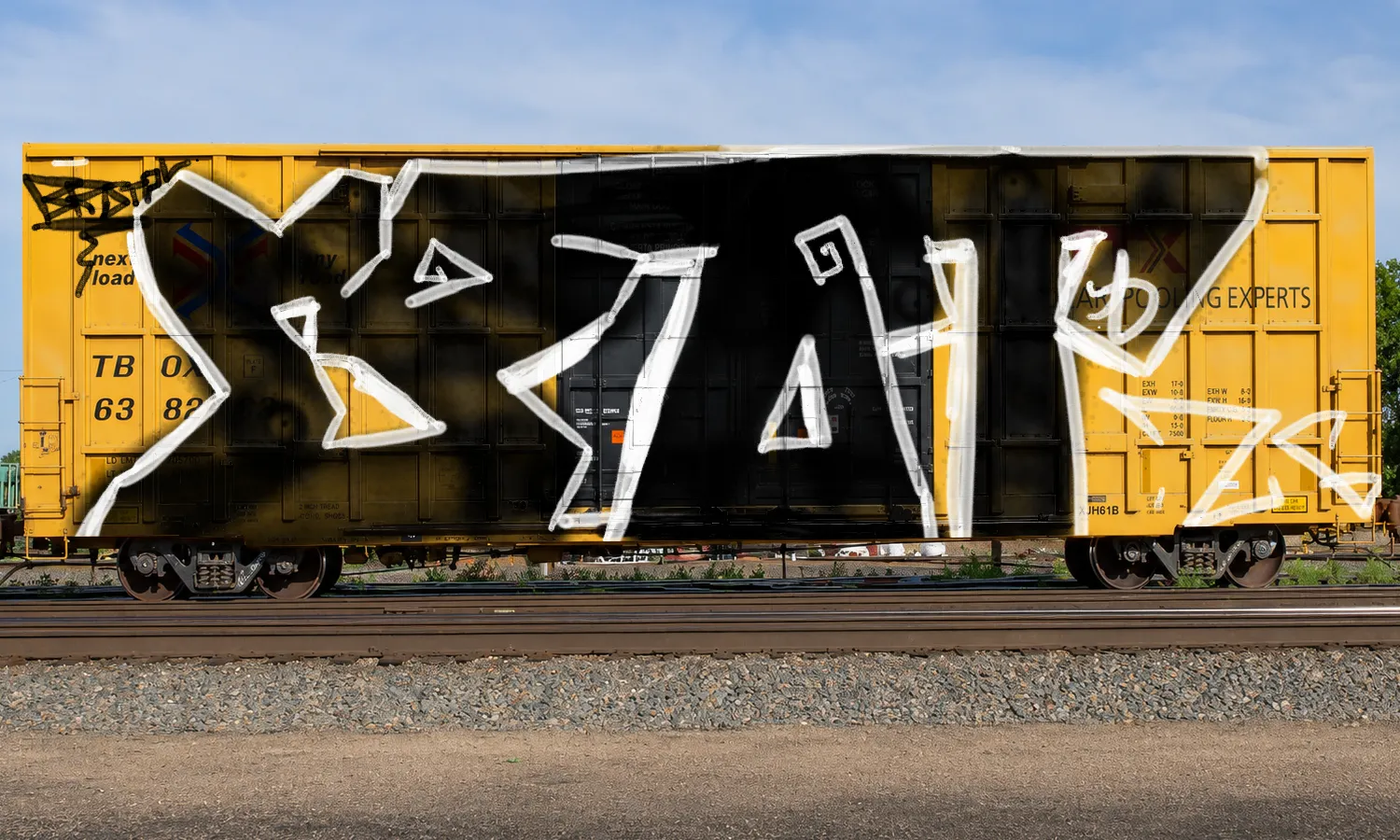 Graffiti artwork by efot