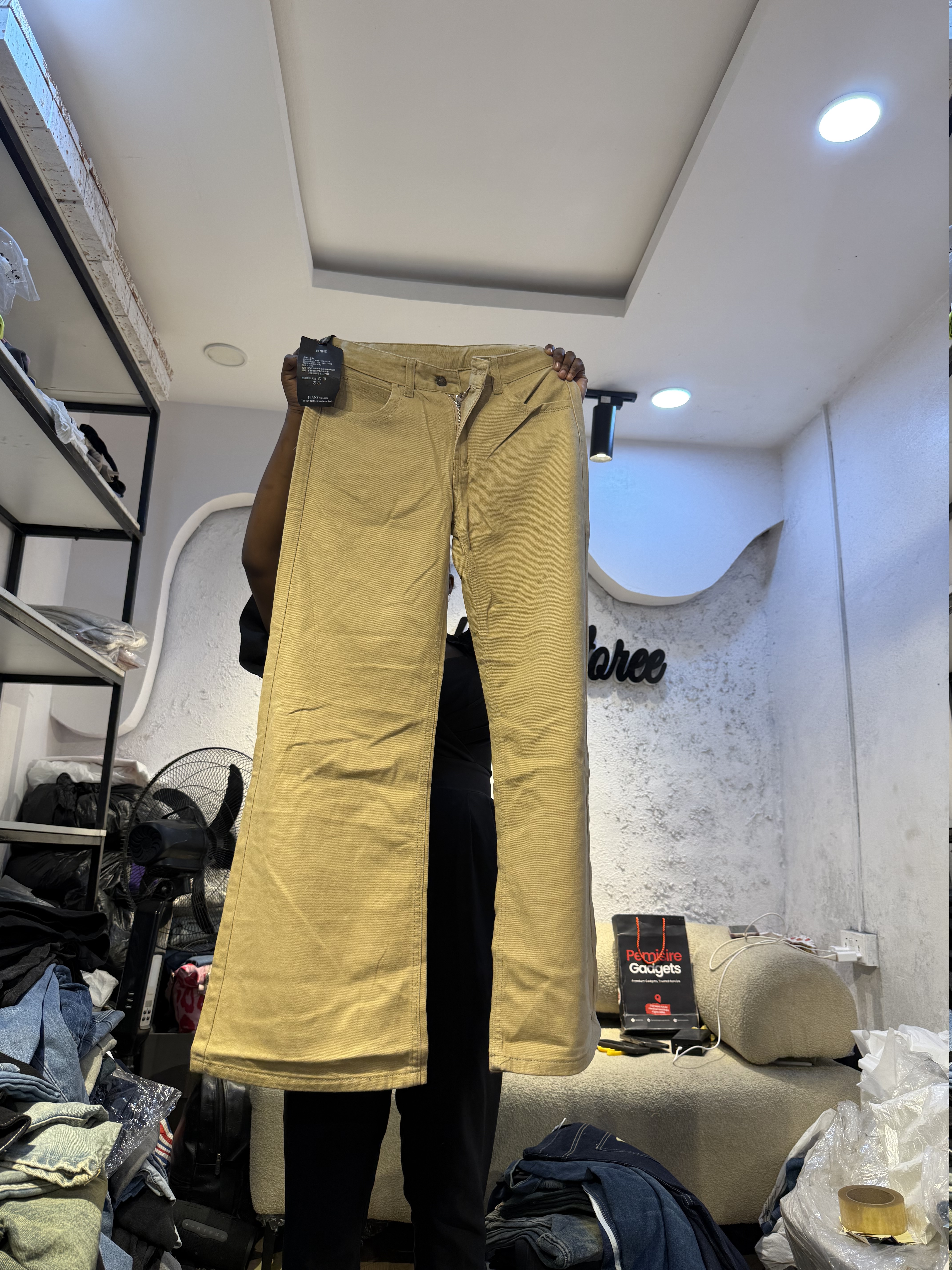 Waist 30