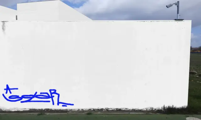 Graffiti artwork by SOLAR