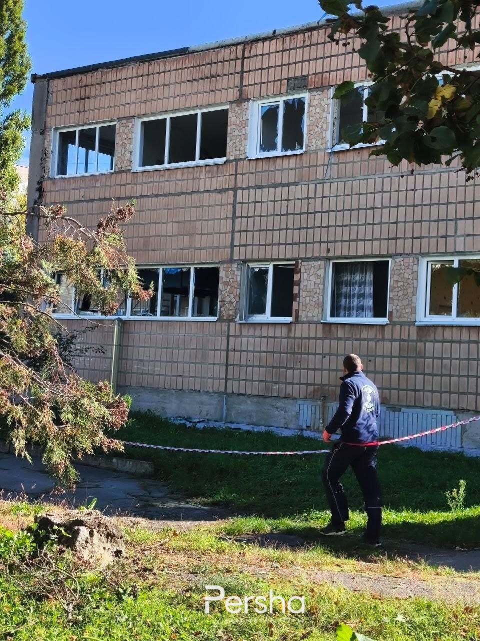 Атака на Кропивницький 14 жовтня люди розбирають завали Перша електронна газета (2)