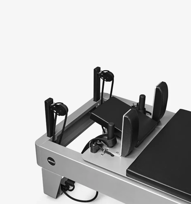 White Cold-Rolled Steel Pilates Reformer Trainer INIKO R001A for Yoga Studio view 3