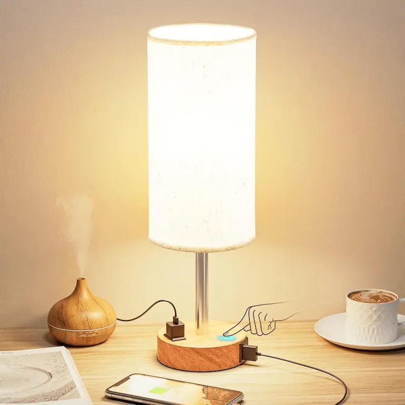 Aesthetic Bedside Touch Lamp – Minimalist Nightstand Lighting with Smart Organization Decor Hack for Modern Home Styling